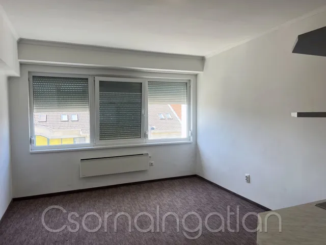 Kiadó lakás Kapuvár, Városközpont 24 nm