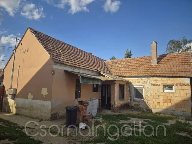 Eladó ház Szil 80 nm