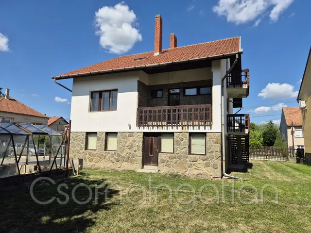 Eladó ház Csorna 223 nm
