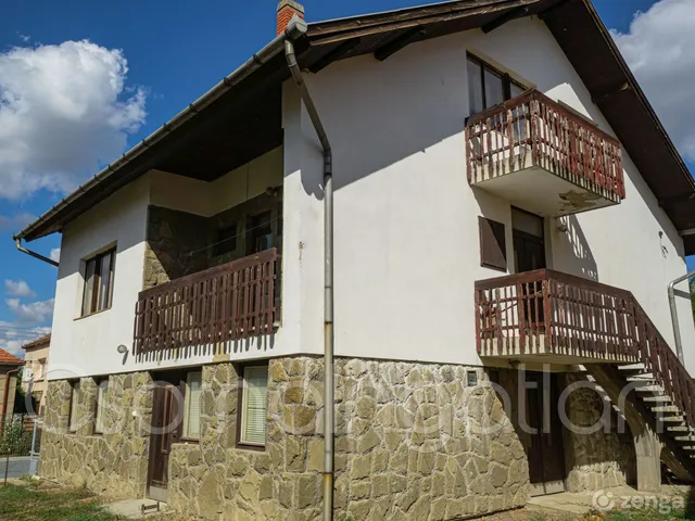Eladó ház Csorna 223 nm