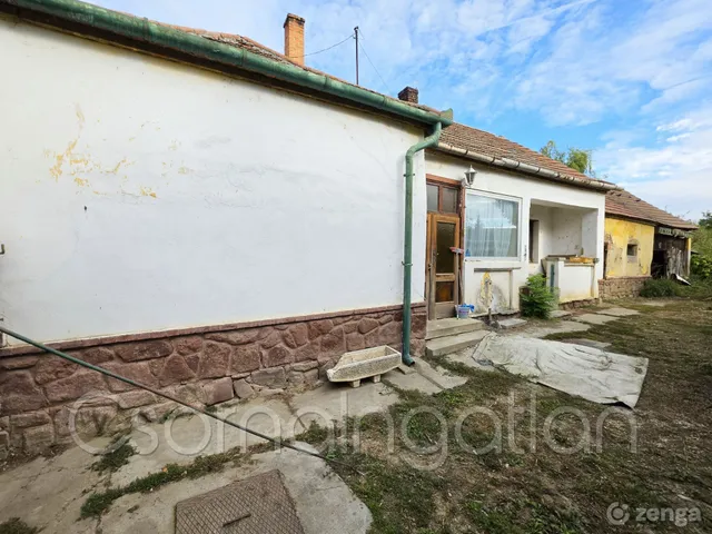 Eladó ház Dör 65 nm
