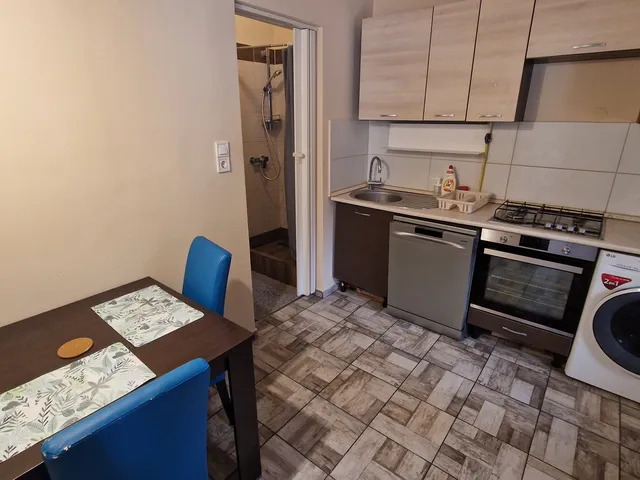 Eladó lakás Pécs, Belváros 38 nm