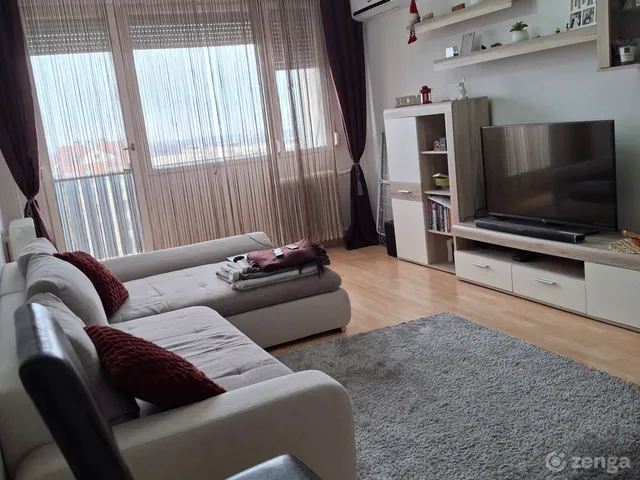 Eladó lakás Cegléd 54 nm