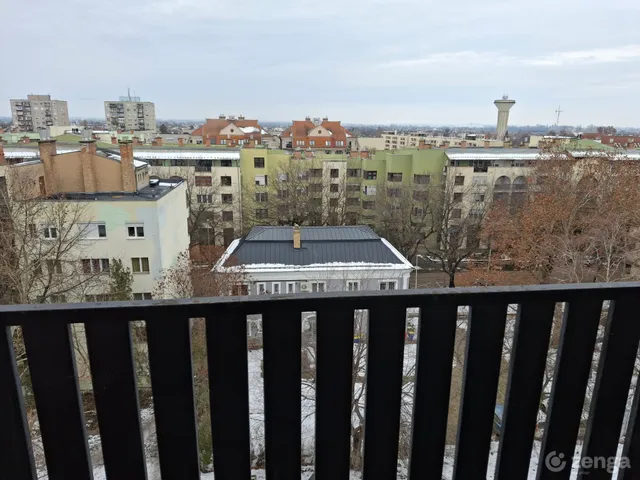 Eladó lakás Cegléd 54 nm