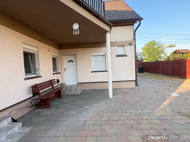 Eladó lakás Szombathely, Kámon 73 nm