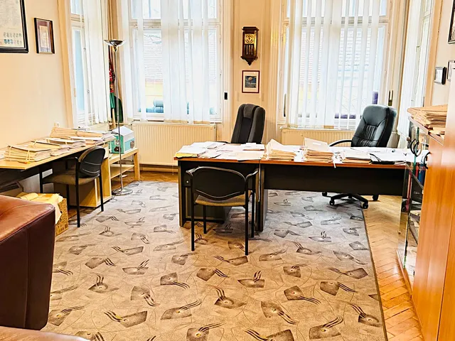 Eladó lakás Vác, Belváros, Köztársaság út 7 221 nm