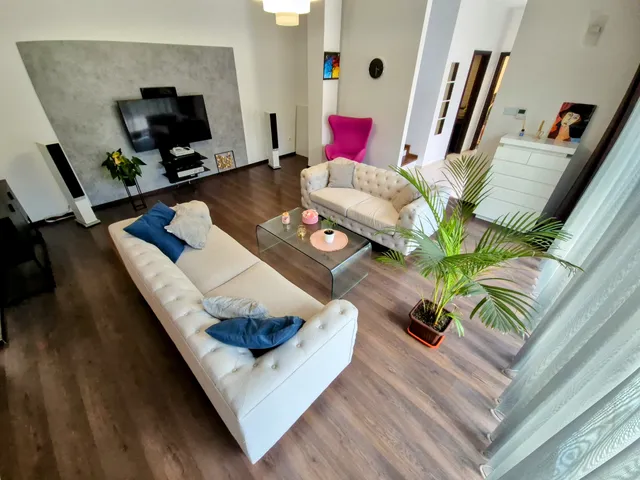 Eladó ház Vác, Belváros 200 nm