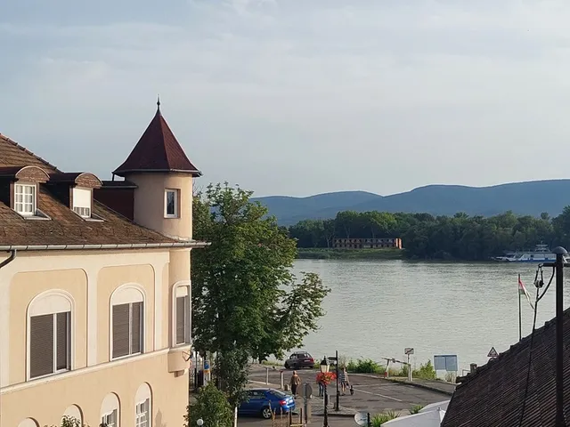Eladó ház Vác, Belváros 200 nm