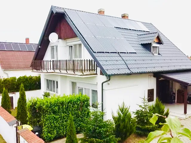 Eladó ház Balatonkeresztúr 170 nm