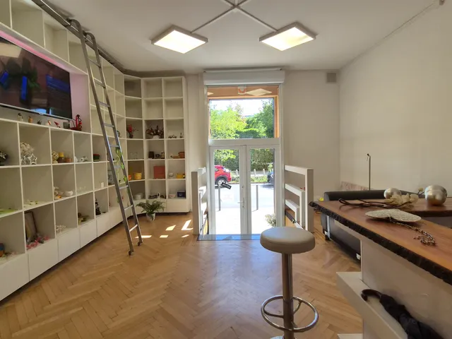 Kiadó kereskedelmi és ipari ingatlan Budapest II. kerület 175 nm