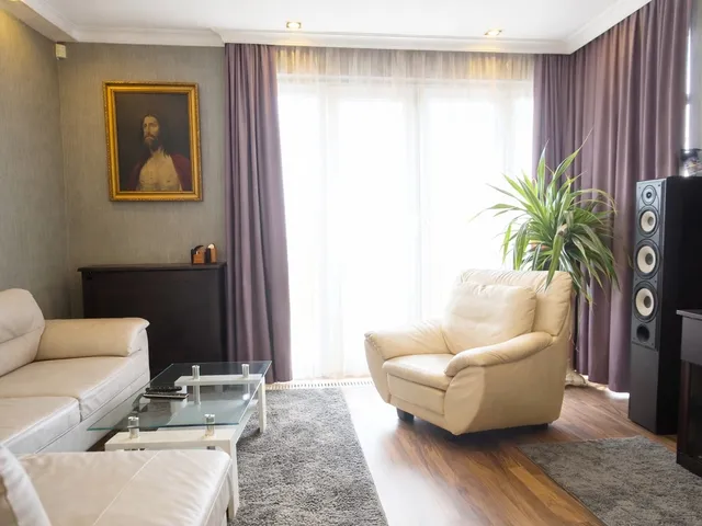 Eladó ház Leányfalu 119 nm