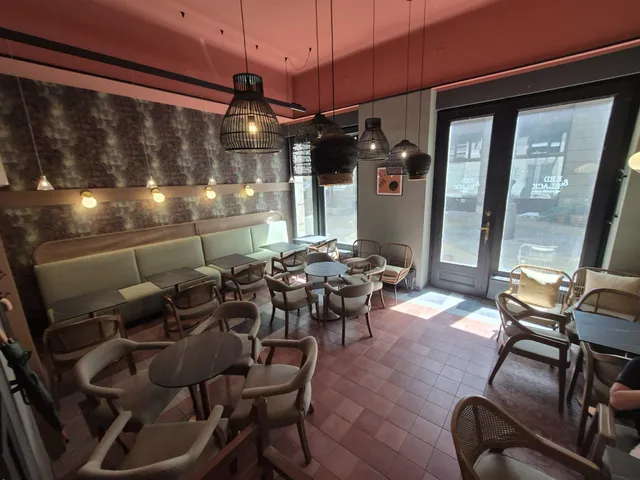 Eladó kereskedelmi és ipari ingatlan Budapest V. kerület 227 nm