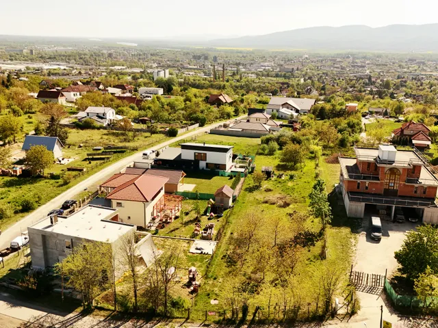 Eladó telek Vác, Törökhegy, Felső Törökhegyi út 2 2400 nm