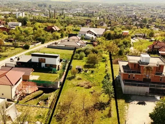 Eladó telek Vác, Törökhegy 2400 nm