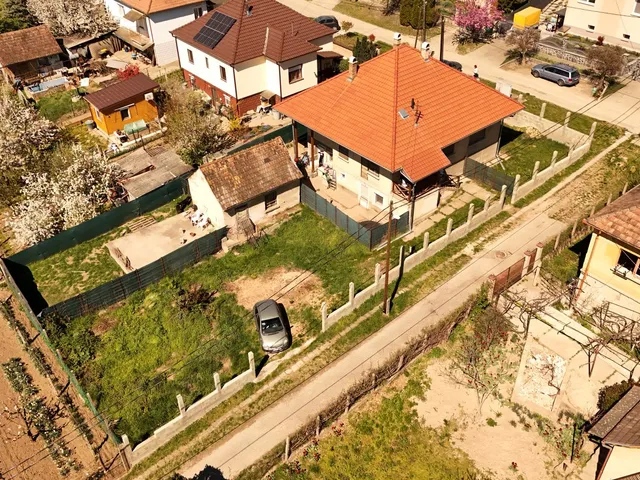 Eladó ház Vác, Lajostelep 150 nm