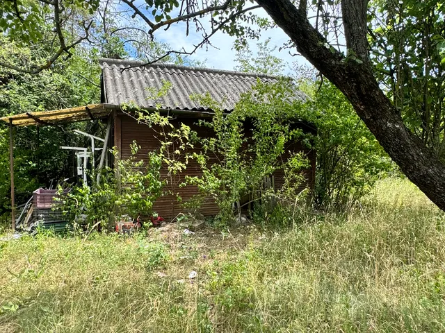 Eladó telek Verőce 3056 nm
