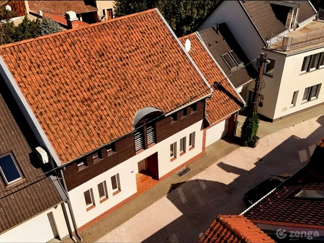 Eladó ház Vác, Belváros 270 nm