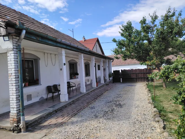 Eladó ház Nagyréde 77 nm