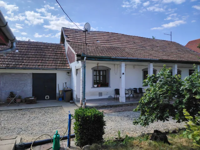 Eladó ház Nagyréde 77 nm