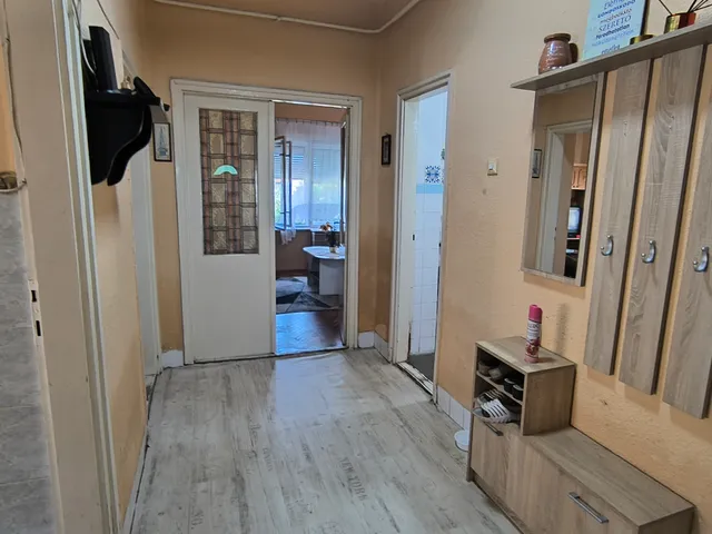 Eladó ház Kál 67 nm
