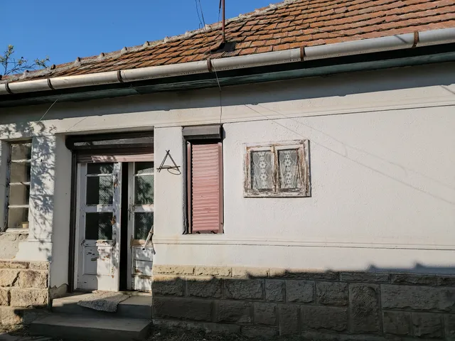 Eladó ház Feldebrő 89 nm