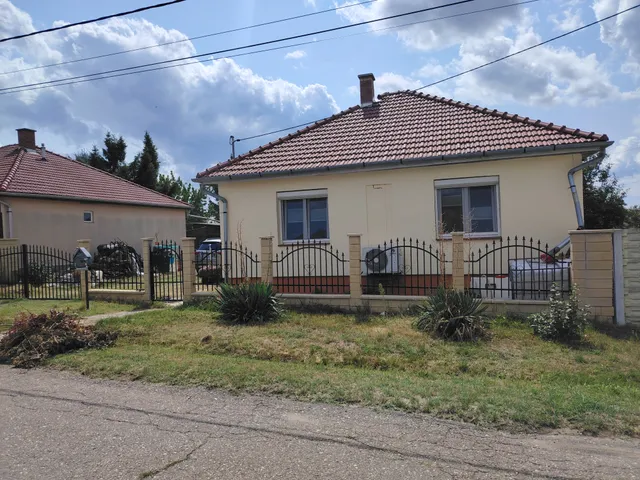 Eladó ház Verpelét, Liget út 12 68 nm