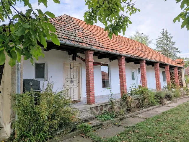 Eladó ház Kisnána 63 nm