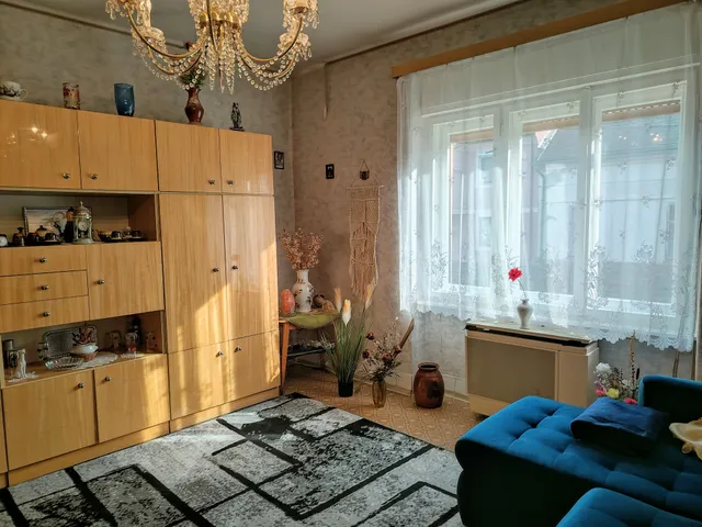 Eladó ház Eger, Károlyváros 160 nm