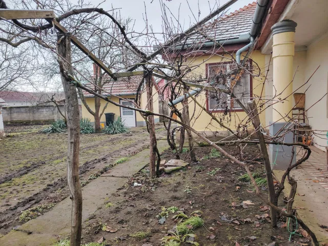 Eladó ház Feldebrő 68 nm