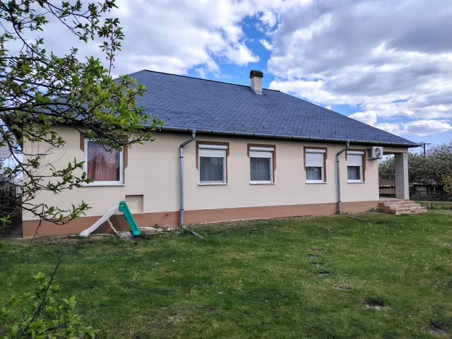 Eladó ház Nagytálya 95 nm
