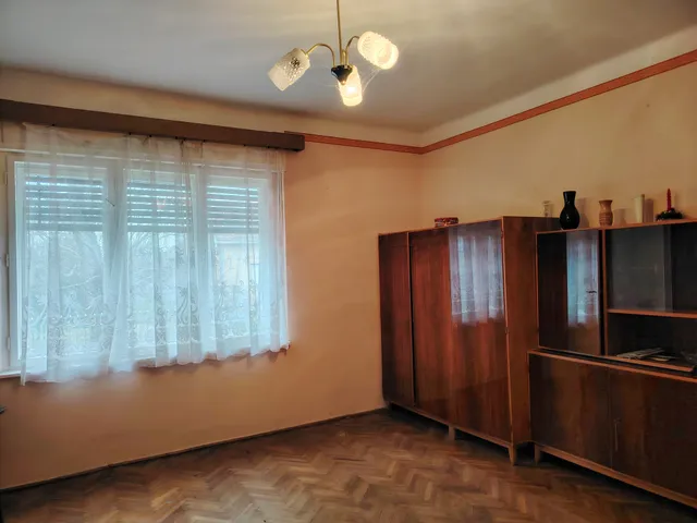 Eladó ház Kál 79 nm