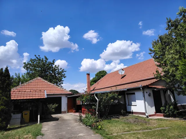 Eladó ház Poroszló 125 nm