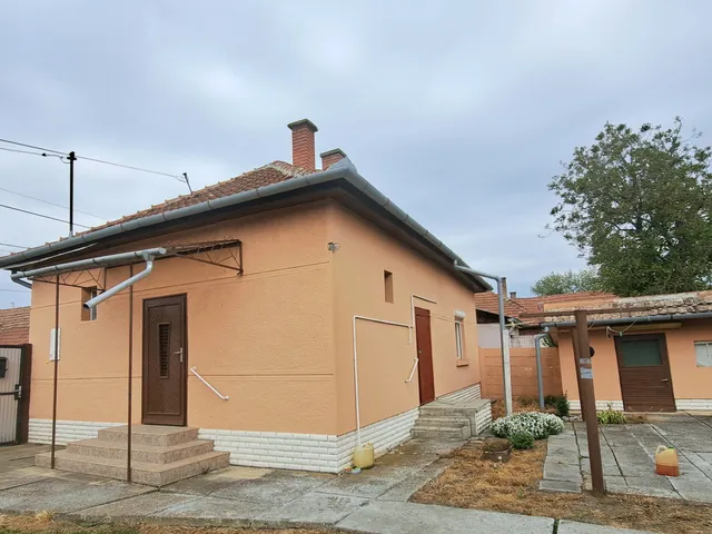 Eladó ház Gyula, Gyulavári 55 nm