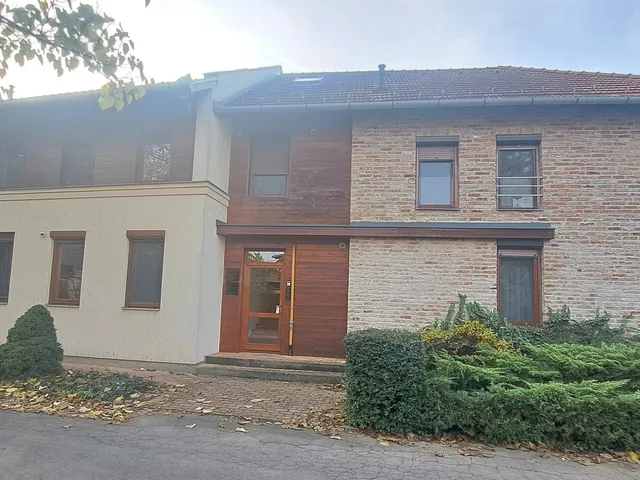 Eladó lakás Gyula, Újváros 28 nm