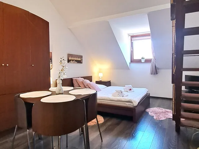 Eladó lakás Gyula, Nagyrománváros, Vár utca 24 nm
