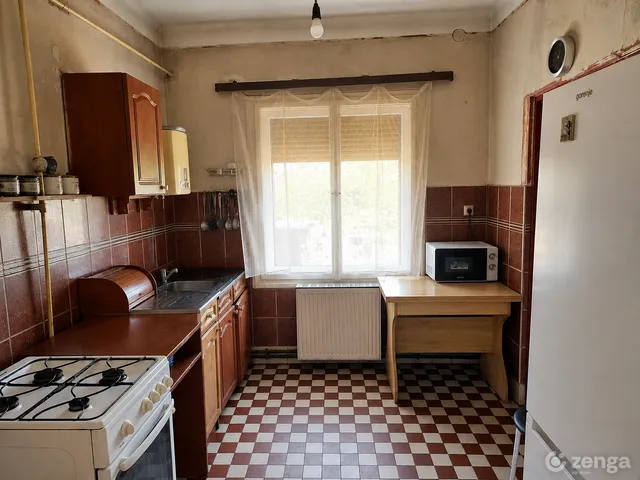 Eladó ház Kazincbarcika, Felsőbarcika 72 nm