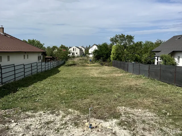Eladó telek Érd, Fenyves-Parkváros 1165 nm