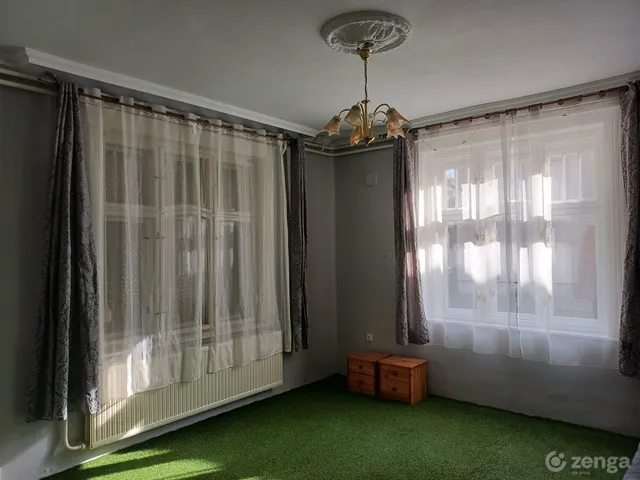 Kiadó ház Debrecen, Sámsonikert 62 nm
