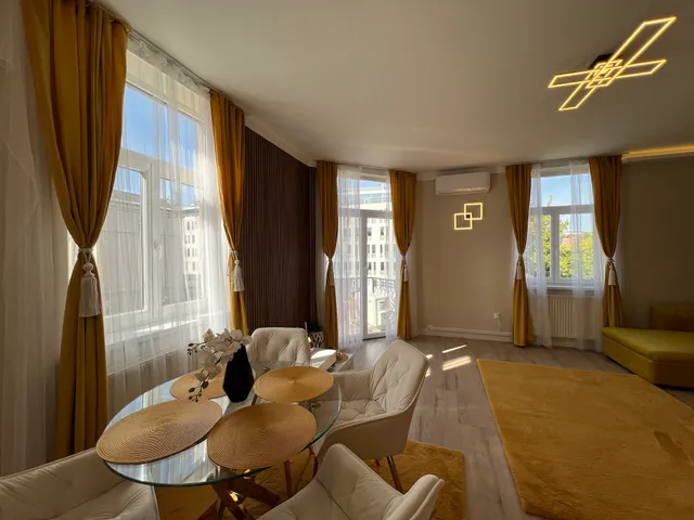 Eladó lakás Budapest VI. kerület 102 nm