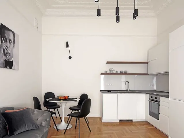 Kiadó lakás Budapest I. kerület, Attila utca 70 nm