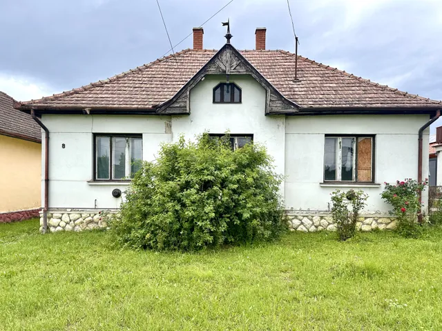 Eladó ház Bak 93 nm