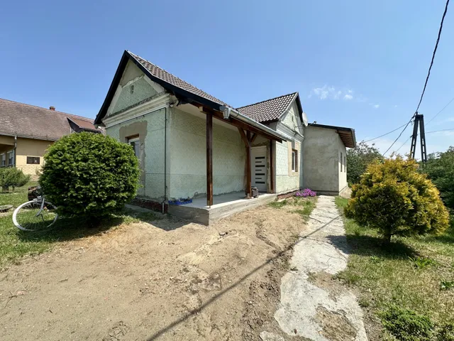Eladó ház Belezna 98 nm