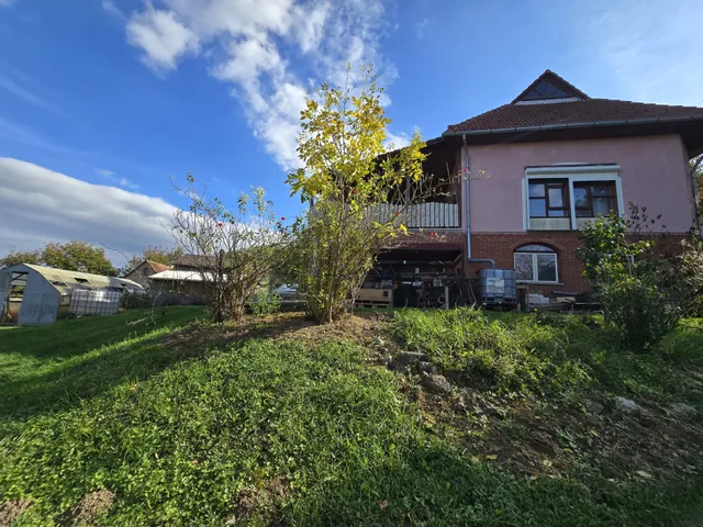 Eladó ház Tófej 225 nm