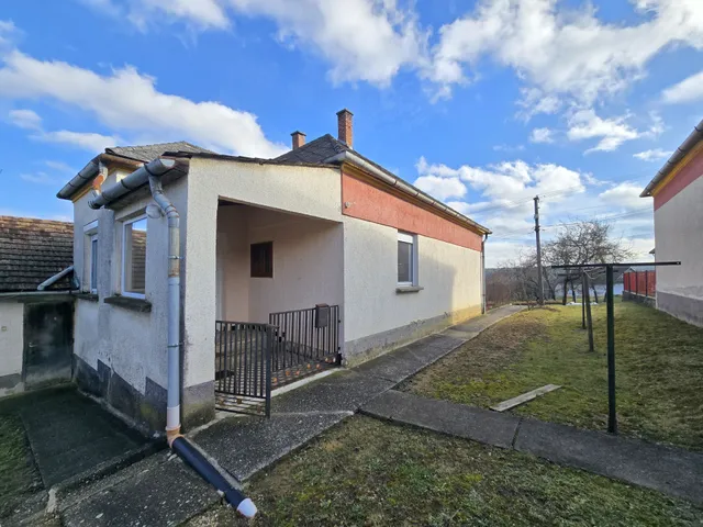 Eladó ház Apátistvánfalva 72 nm