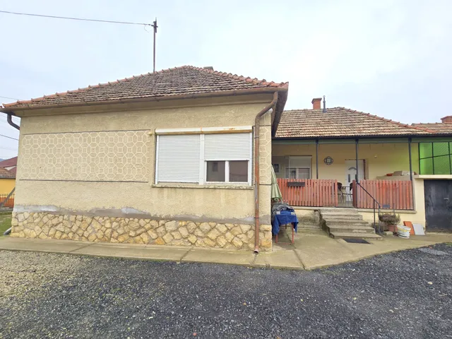 Eladó ház Kisbucsa 82 nm