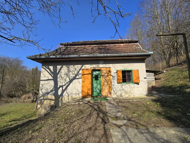 Eladó üdülő és hétvégi ház Nemesrádó 26 nm