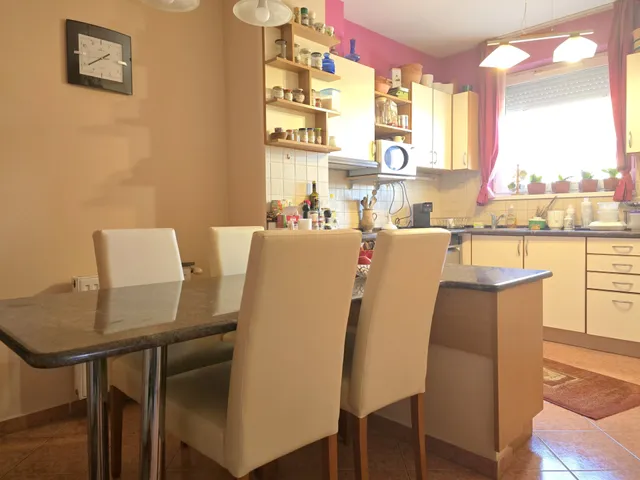 Eladó lakás Zalaegerszeg, Belváros 76 nm