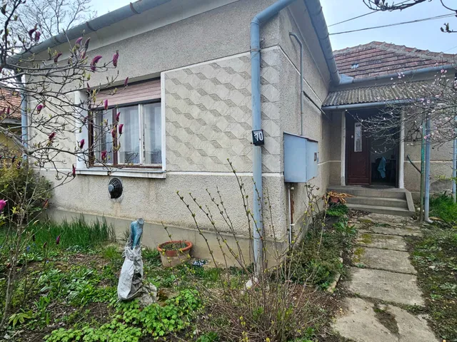 Eladó ház Türje 52 nm