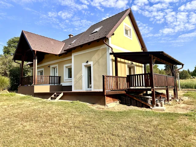 Eladó ház Cserszegtomaj 102 nm
