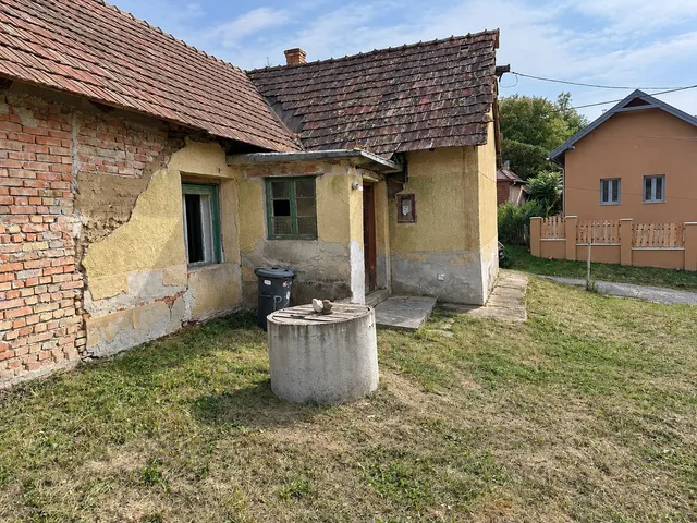 Eladó ház Gyűrűs 98 nm